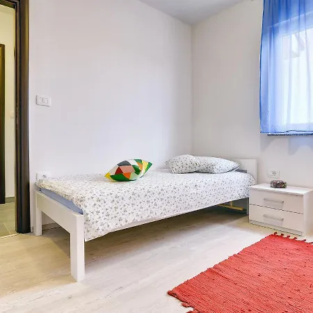 With Pool 1 Km From The Vila *