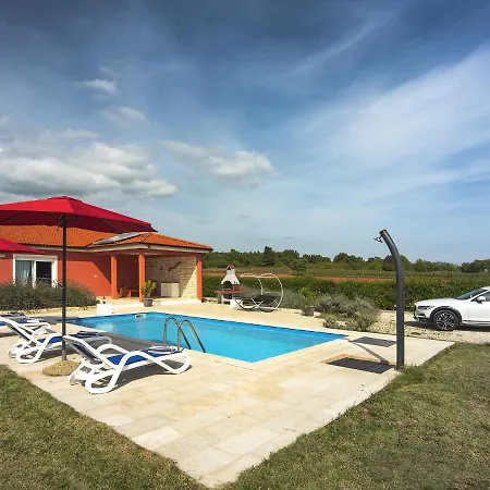 With Pool 1 Km From The Rebici